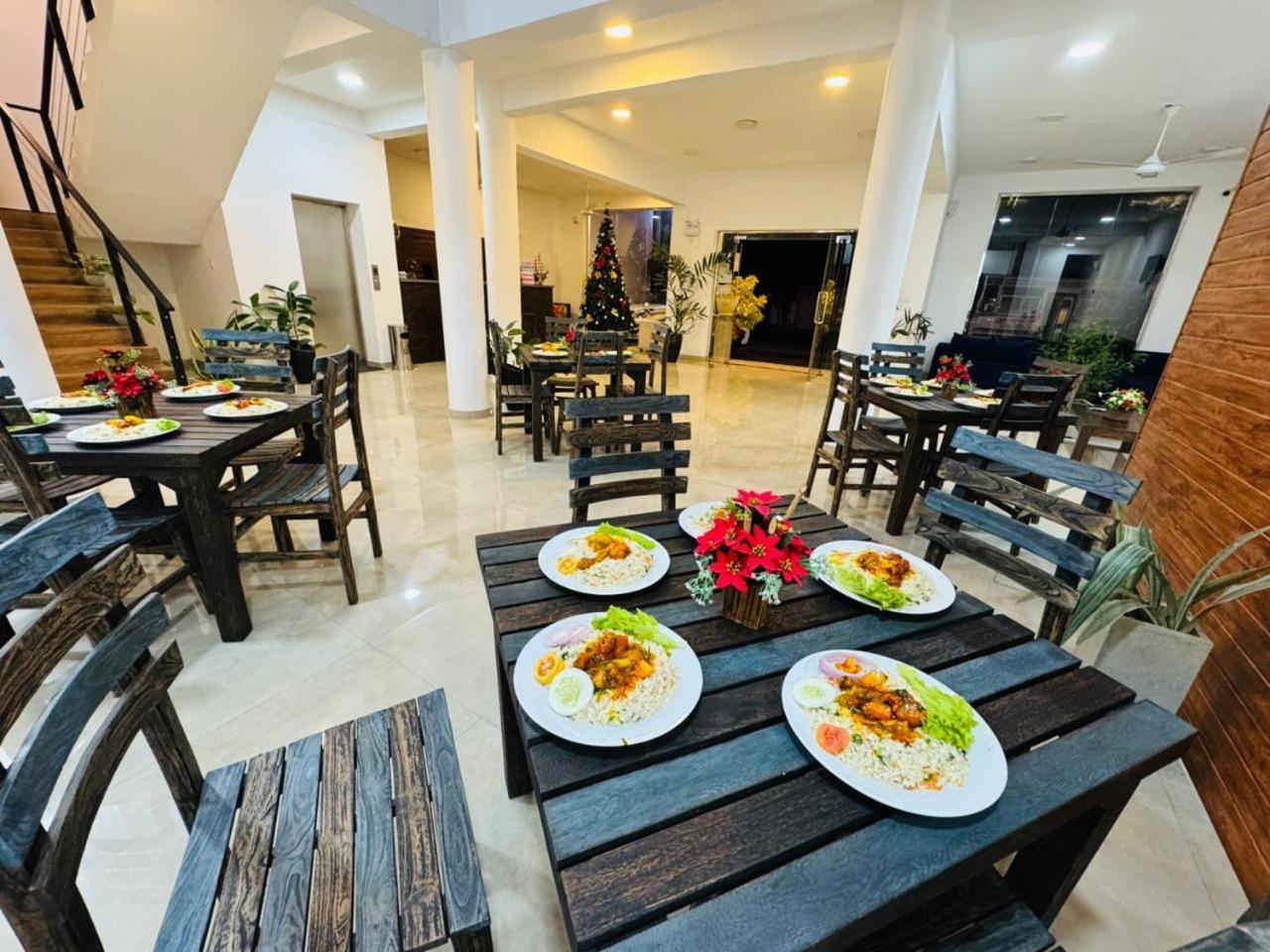 Lucky Transit Hotel - Katunayake Airport 外观 照片